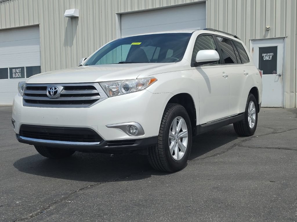 Used 2013 Toyota Highlander SE AWD/4WD image 3