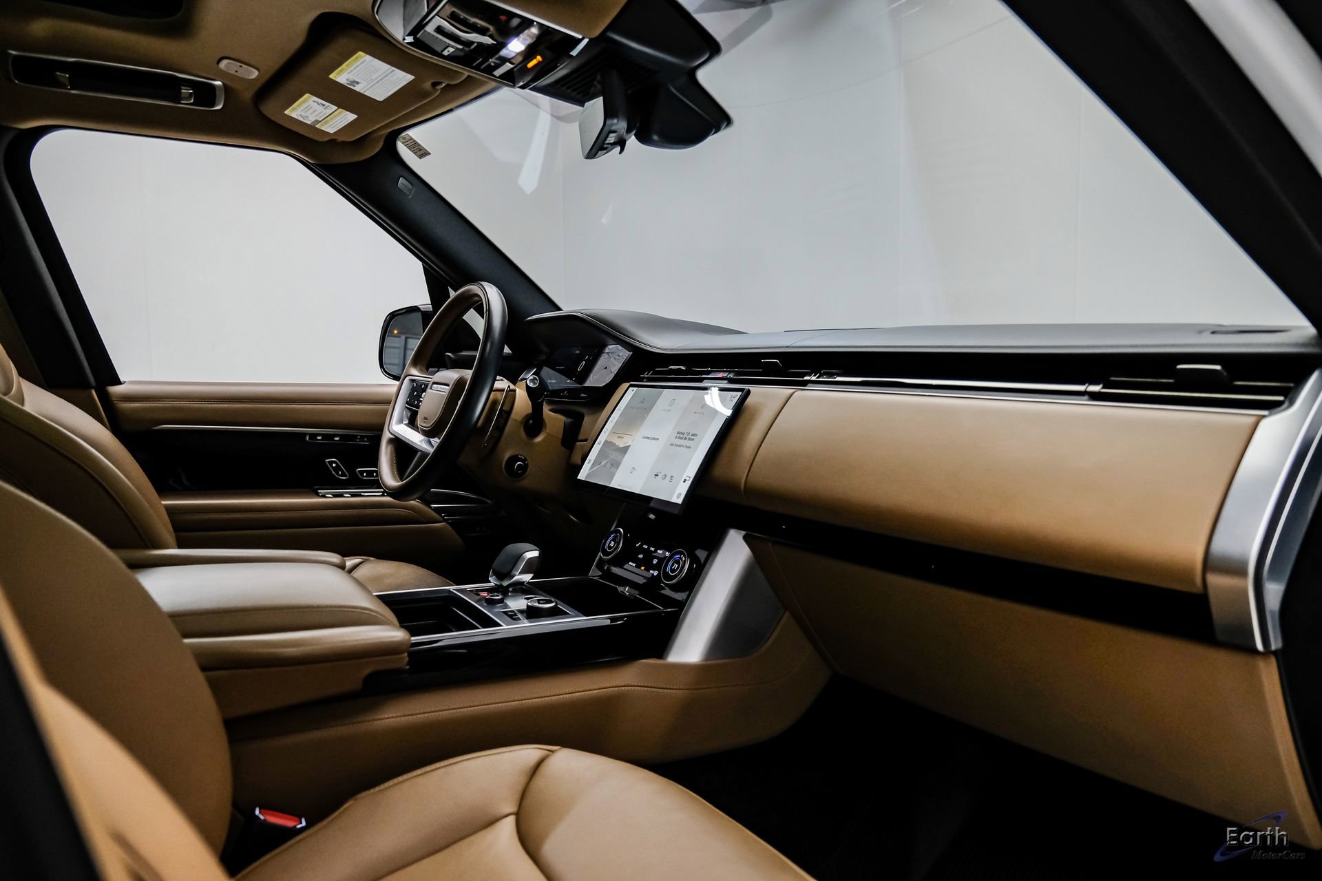 Used 2023 Land Rover Range Rover SE image 44