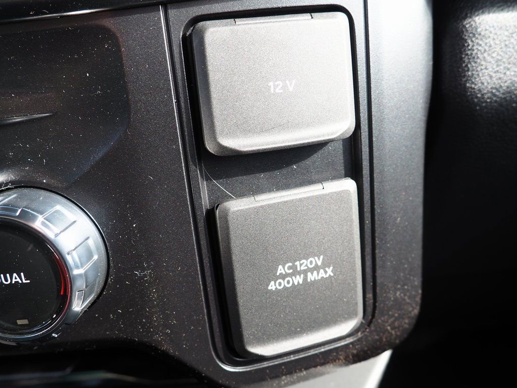 New 2026 Ford F350 Lariat w/ Black Appearance Package image 32