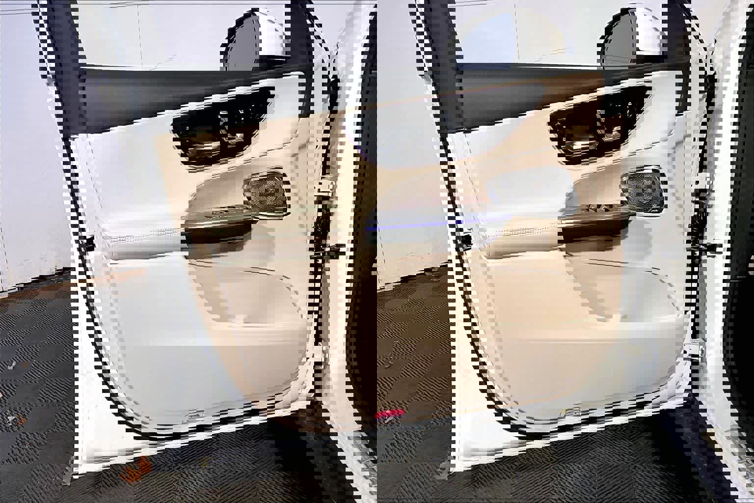 New 2026 Mercedes-Benz GLC 300 4MATIC image 11