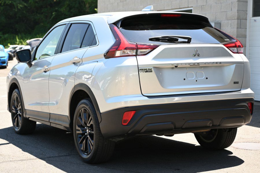 Used 2024 Mitsubishi Eclipse Cross LE image 4