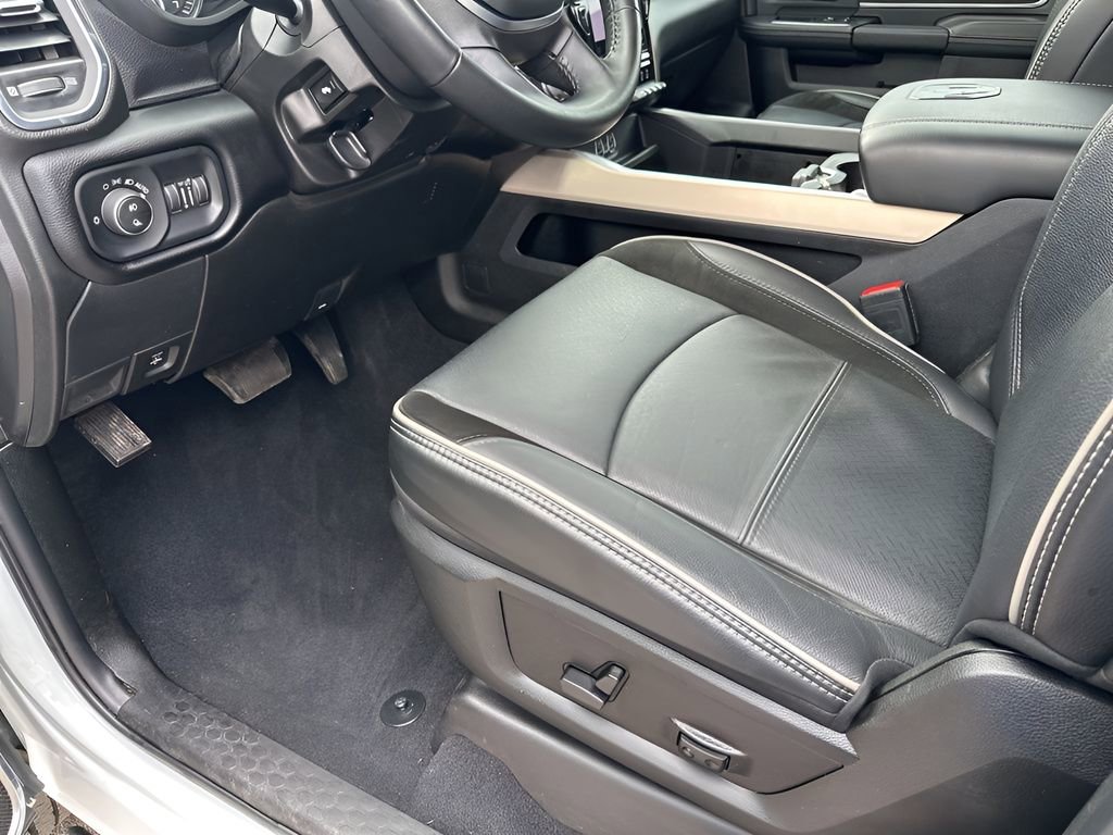 Used 2024 RAM 2500 Laramie w/ Protection Group image 27