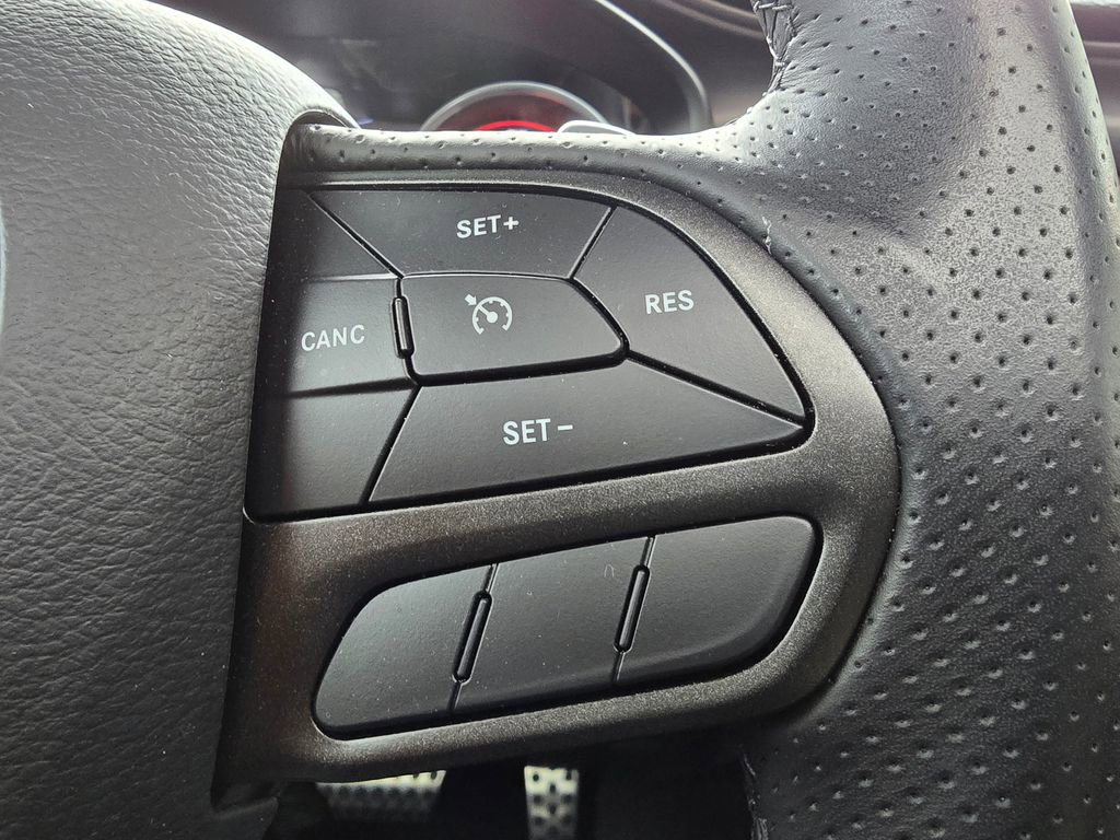 Used 2023 Dodge Challenger R/T image 37