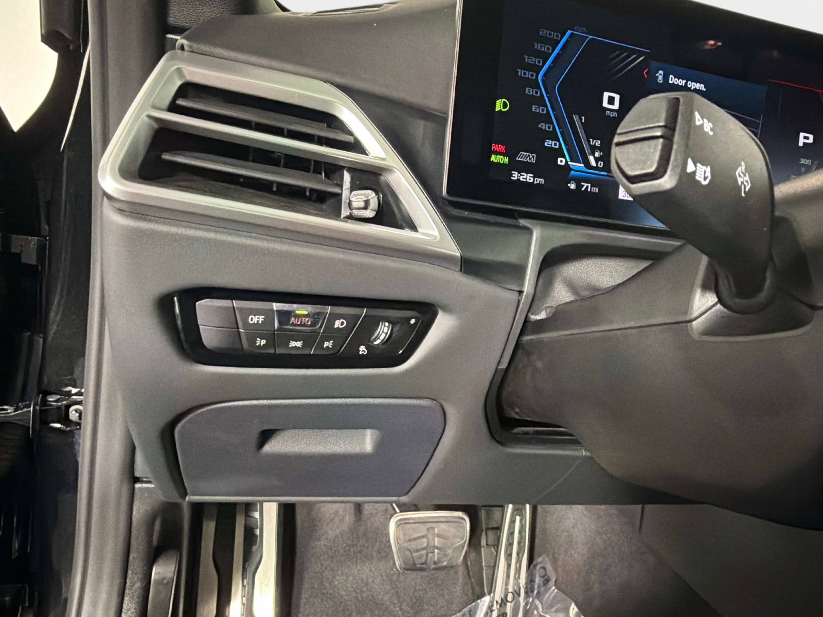 Used 2025 BMW M4 xDrive Competition image 40