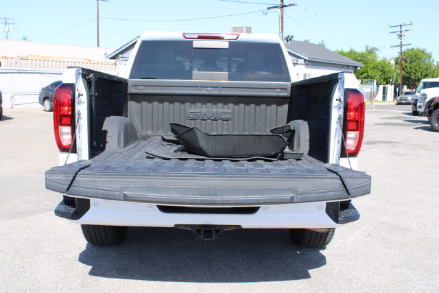 Used 2023 GMC Sierra 1500 Elevation w/ Elevation Premium Package RWD image 9