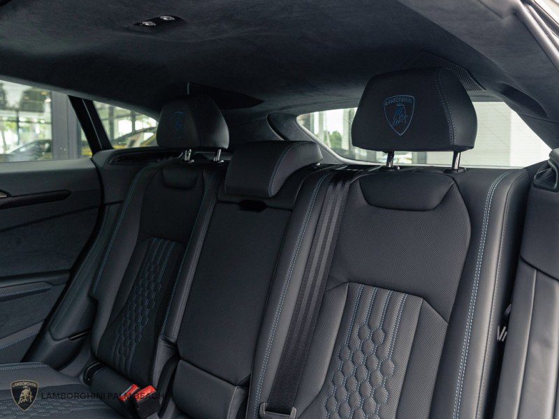 Used 2025 Lamborghini Urus SE AWD/4WD image 19