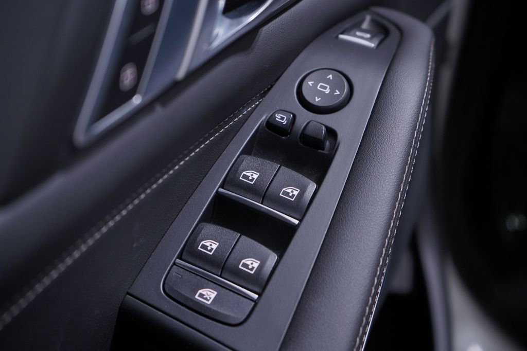 Used 2026 BMW X5 xDrive40i w/ M Sport Package image 17