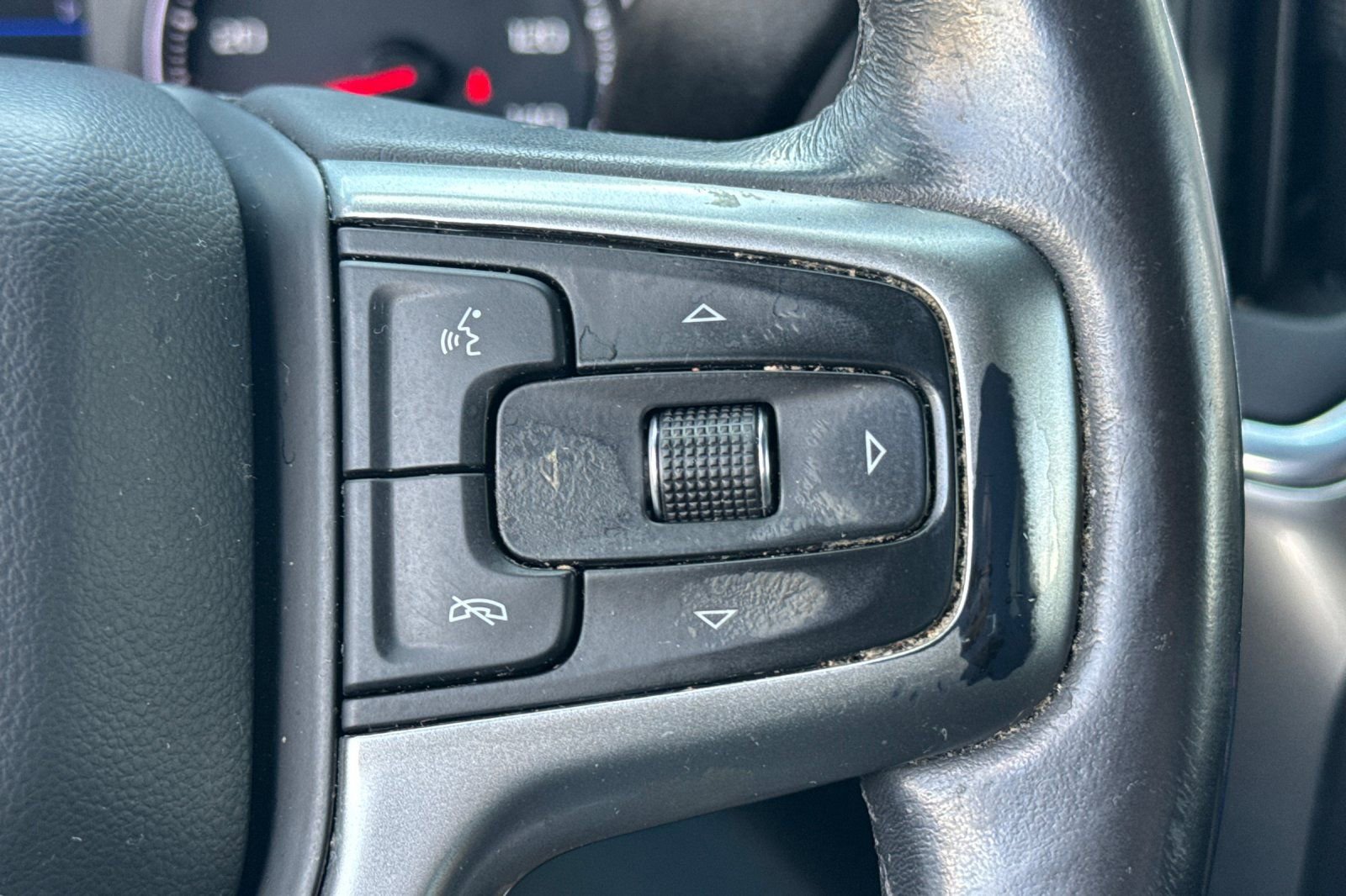 Used 2020 Chevrolet Silverado 1500 RST image 36