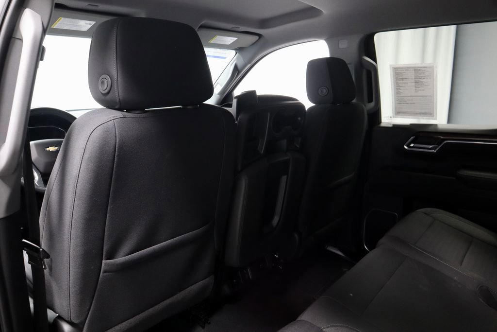 Used 2023 Chevrolet Silverado 1500 LT AWD/4WD image 22