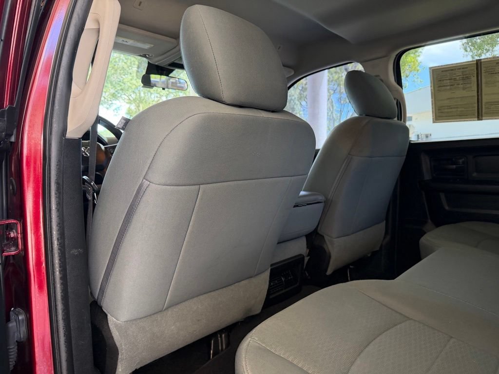 Used 2017 RAM 1500 Express w/ Express Value Package RWD image 32