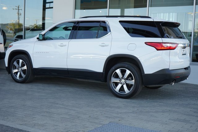 Used 2020 Chevrolet Traverse LT w/ LT Premium Package image 6