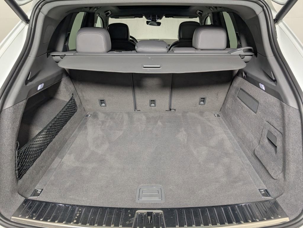 Used 2021 Porsche Cayenne S image 30