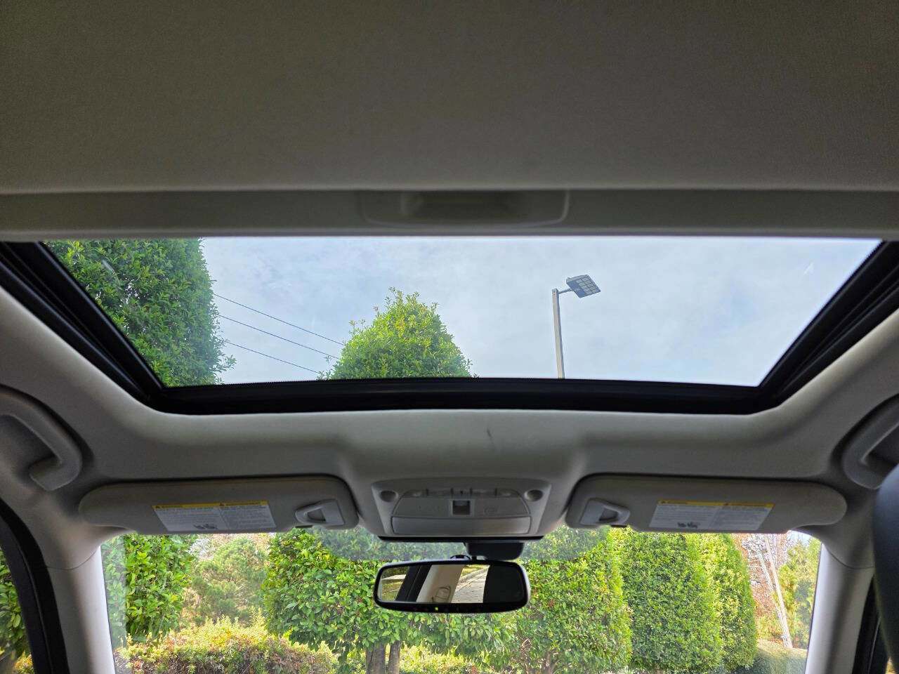 Used 2018 INFINITI Q50 Luxe w/ Essential Package (3.0T Luxe) image 30