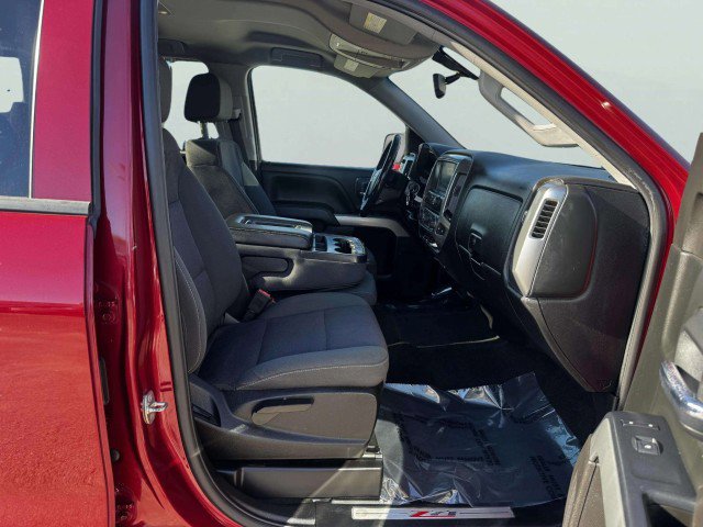 Used 2018 Chevrolet Silverado 1500 LT w/ All Star Edition AWD/4WD image 46