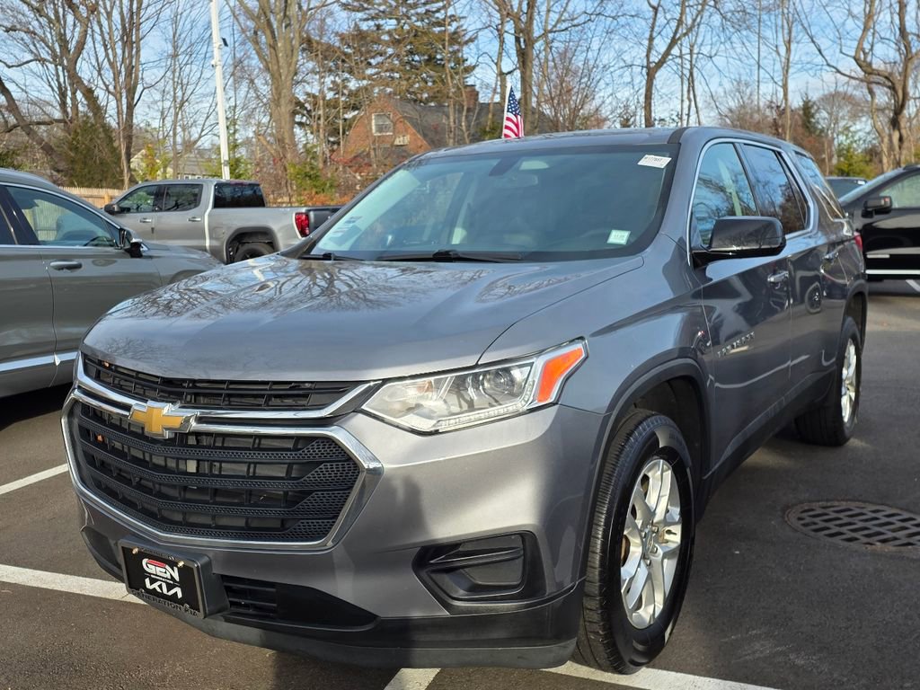 Used 2019 Chevrolet Traverse LS image 3