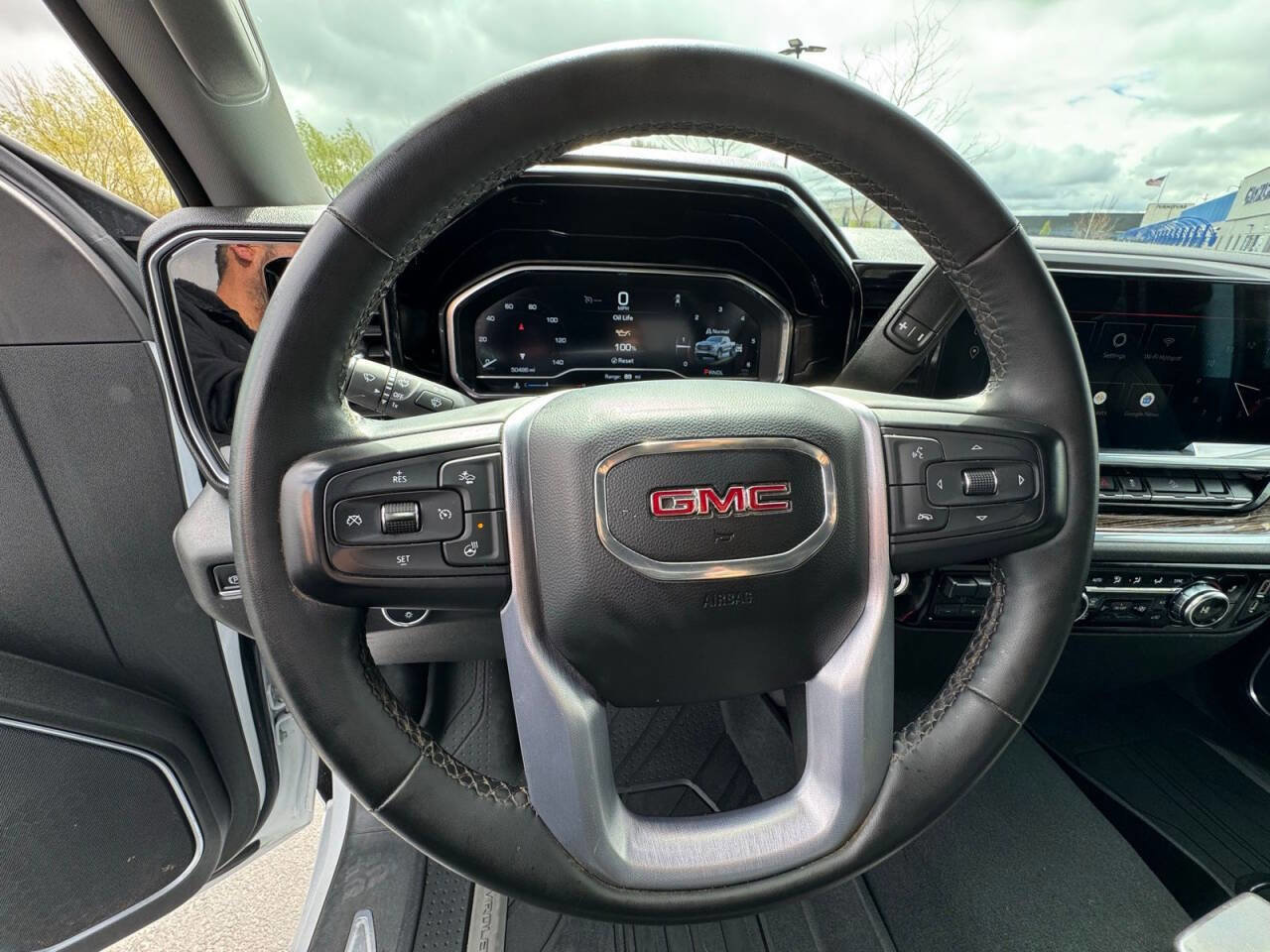 Used 2023 GMC Sierra 1500 SLE w/ X31 Off-Road Package AWD/4WD image 18