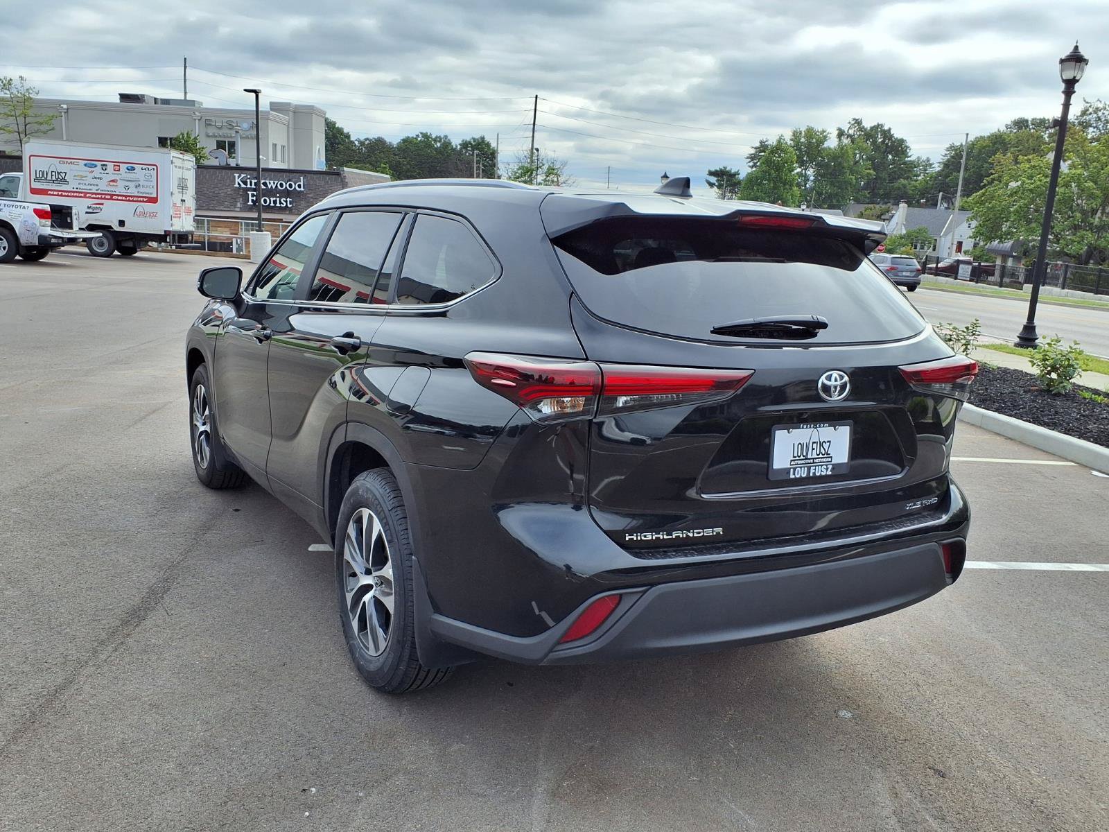 Certified 2026 Toyota Highlander XLE AWD/4WD image 28