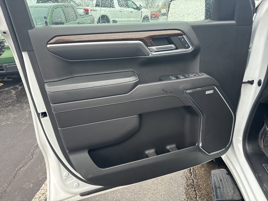 Used 2023 GMC Sierra 1500 Elevation w/ Elevation Premium Package image 16