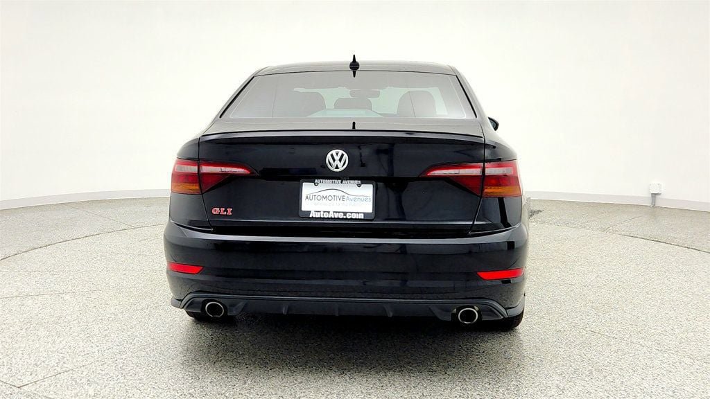 Used 2019 Volkswagen Jetta GLI FWD image 6