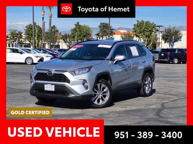 Used 2021 Toyota RAV4 XLE Premium image 1