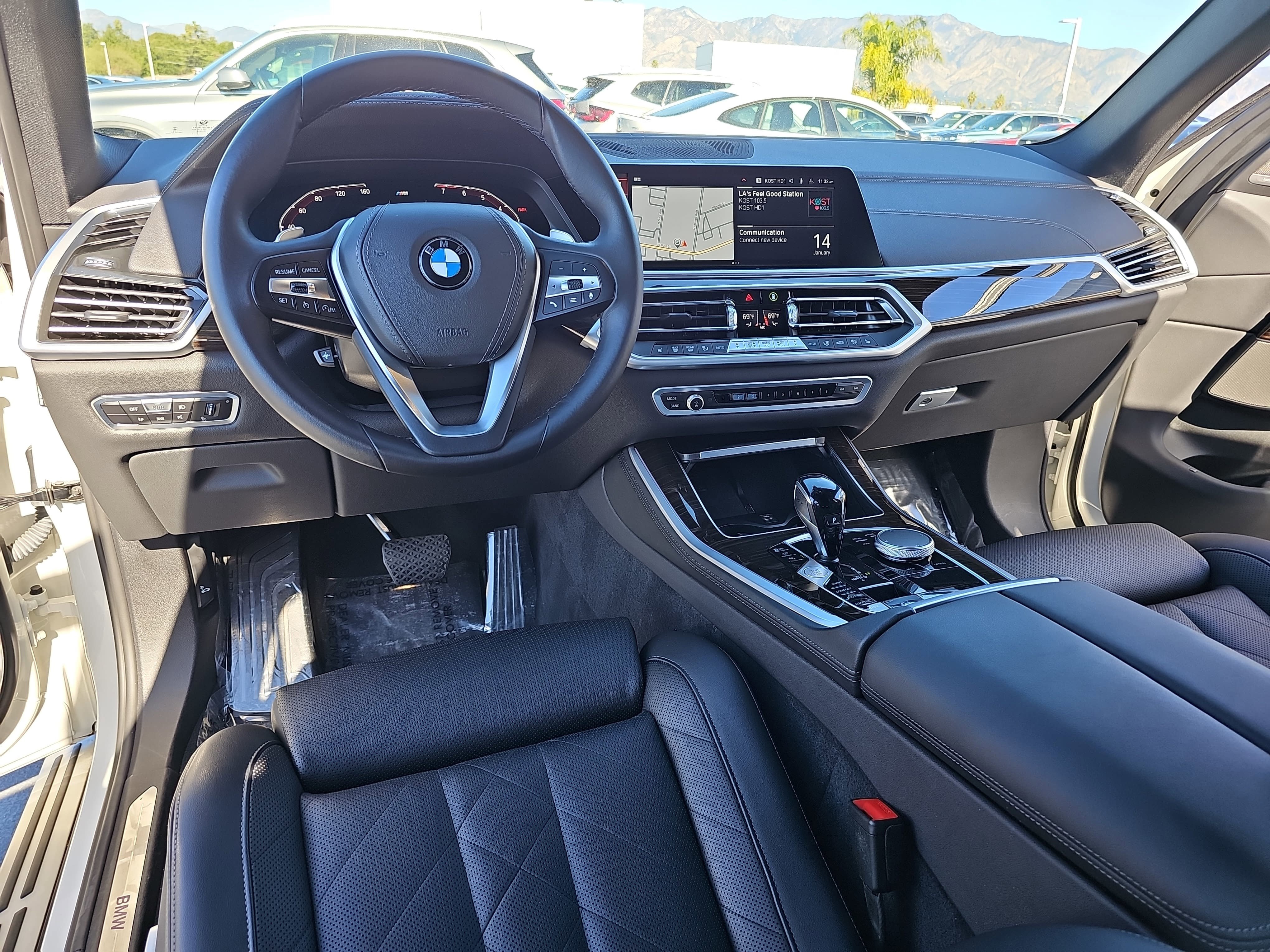 Used 2023 BMW X5 sDrive40i w/ Parking Assistance Package image 17