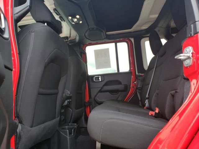Used 2021 Jeep Wrangler Unlimited Sahara AWD/4WD image 14