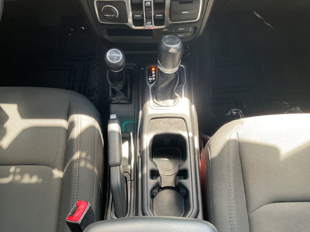 Used 2019 Jeep Wrangler Unlimited Sport S AWD/4WD image 26