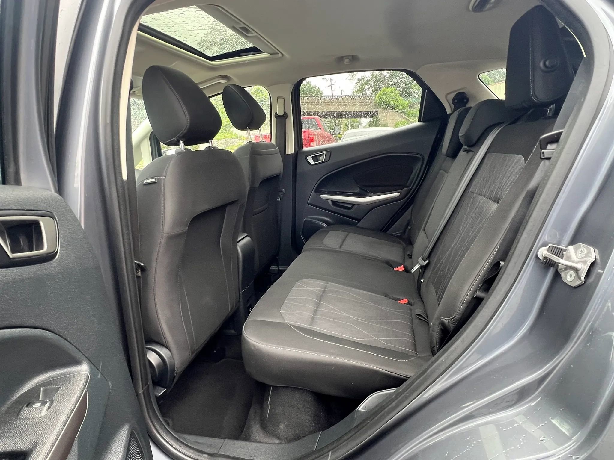 Used 2021 Ford EcoSport SE w/ SE Convenience Package AWD/4WD image 29