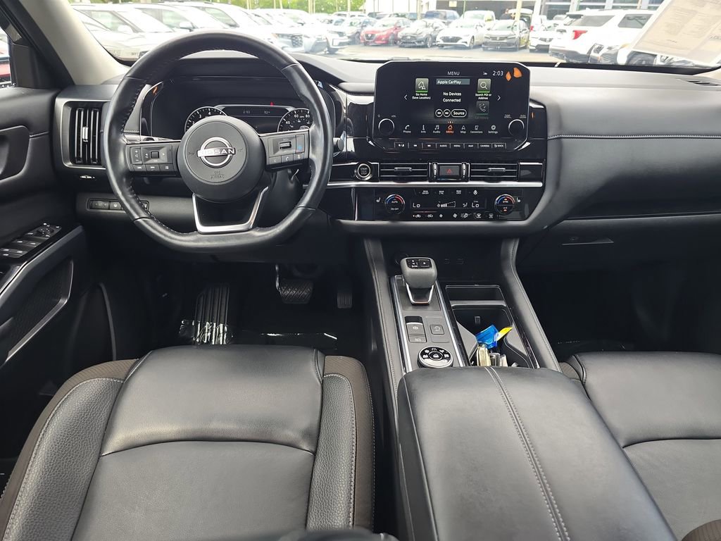 Used 2024 Nissan Pathfinder SL image 17