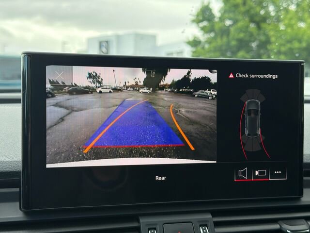 Used 2023 Audi Q5 2.0T Premium w/ Convenience Package AWD/4WD image 22