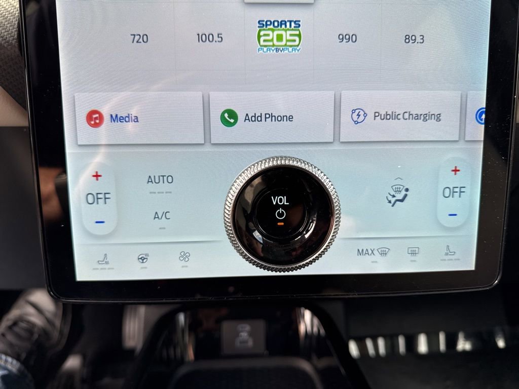 Used 2021 Ford Mustang Mach-E Premium image 22