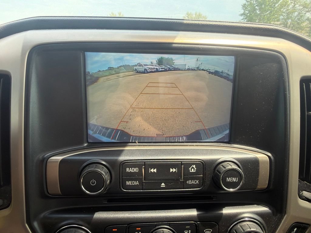 Used 2019 GMC Sierra 2500 Denali w/ Duramax Plus Package AWD/4WD image 18