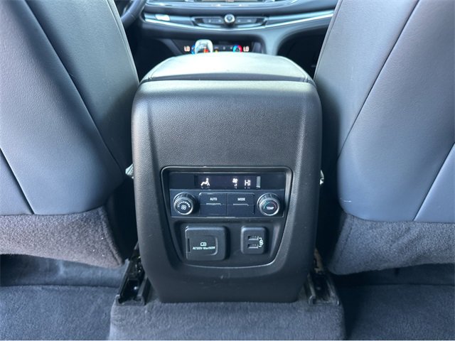 Used 2019 Buick Enclave Essence image 23