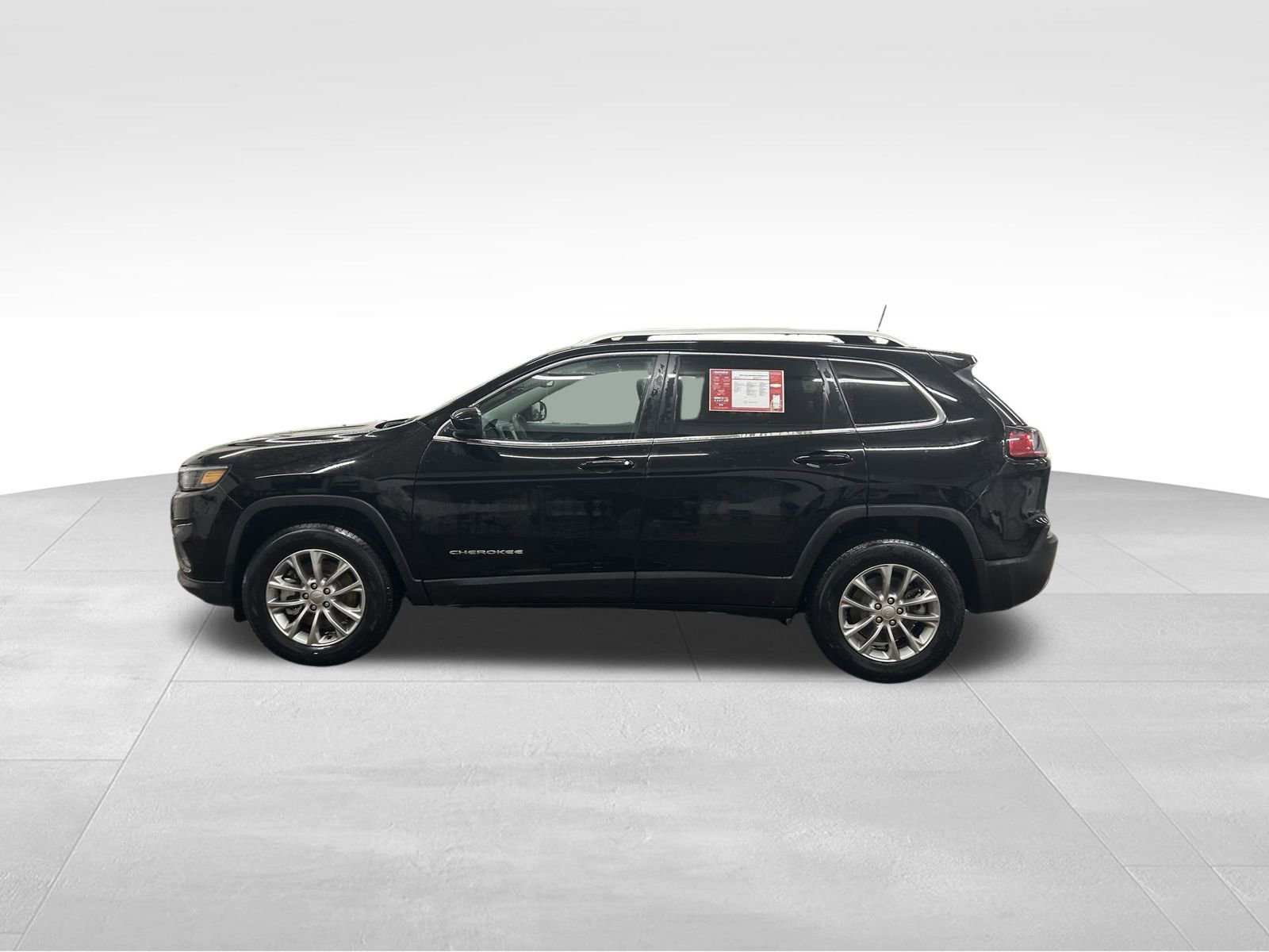 Certified 2021 Jeep Cherokee Latitude Lux w/ Sun & Sound Group image 2