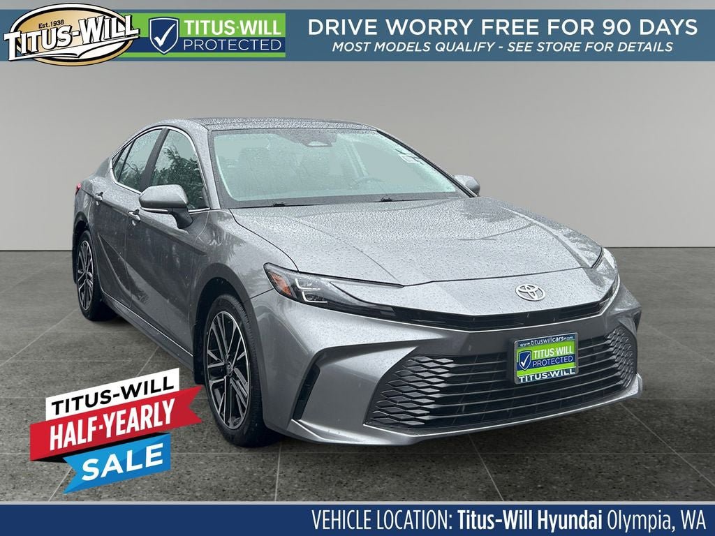 Used 2025 Toyota Camry XLE AWD/4WD image 1