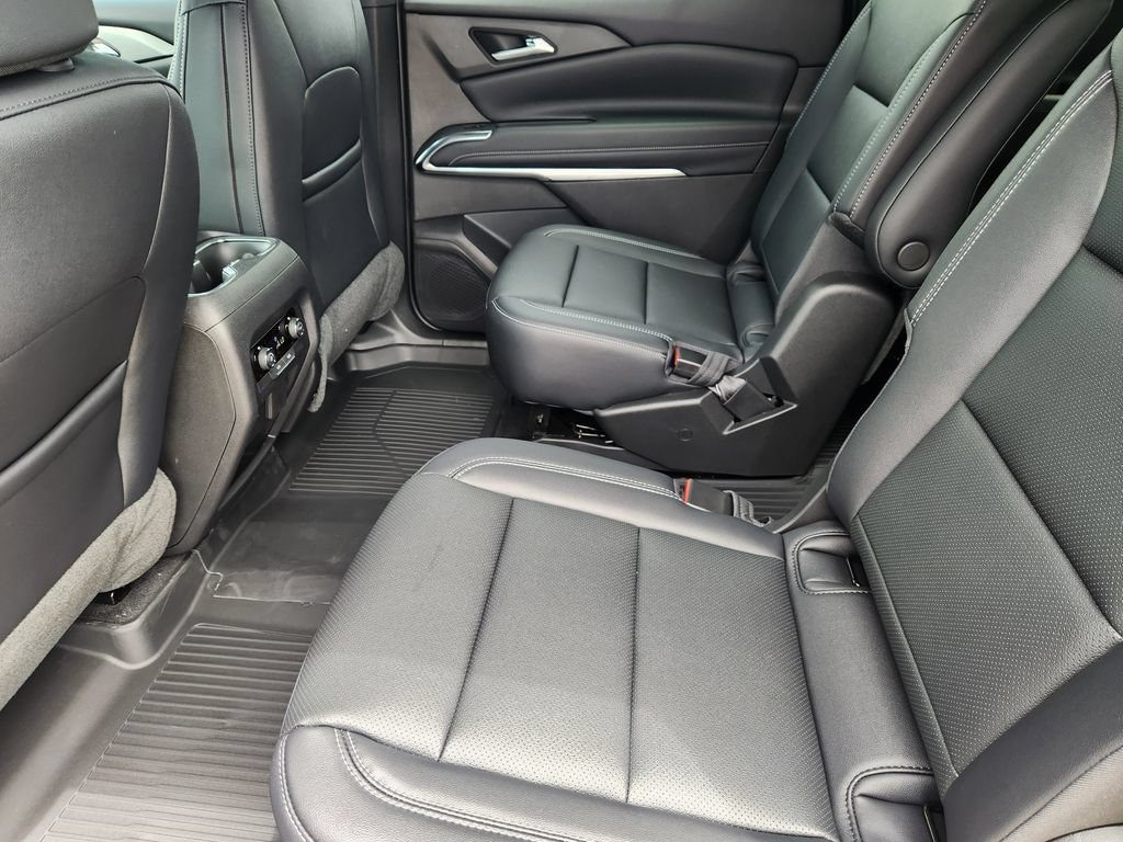 New 2026 Chevrolet Traverse LT w/ Driver Confidence Package FWD image 19