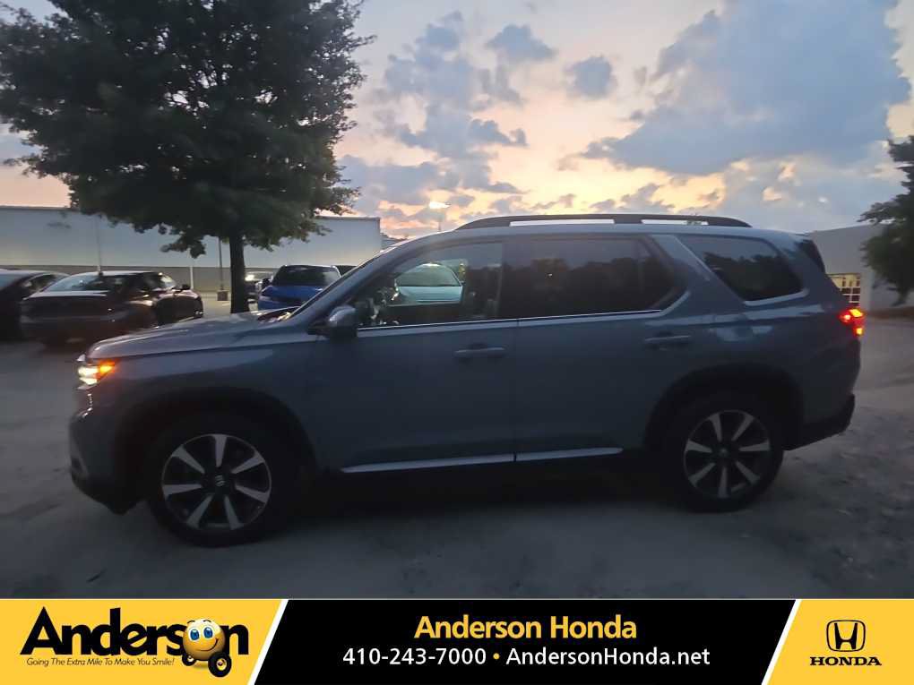 Used 2024 Honda Pilot Touring video 1