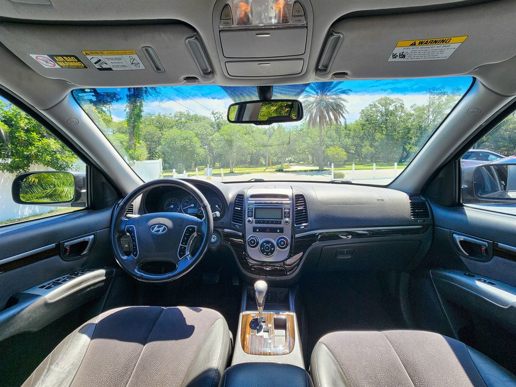 Used 2012 Hyundai Santa Fe SE FWD image 15