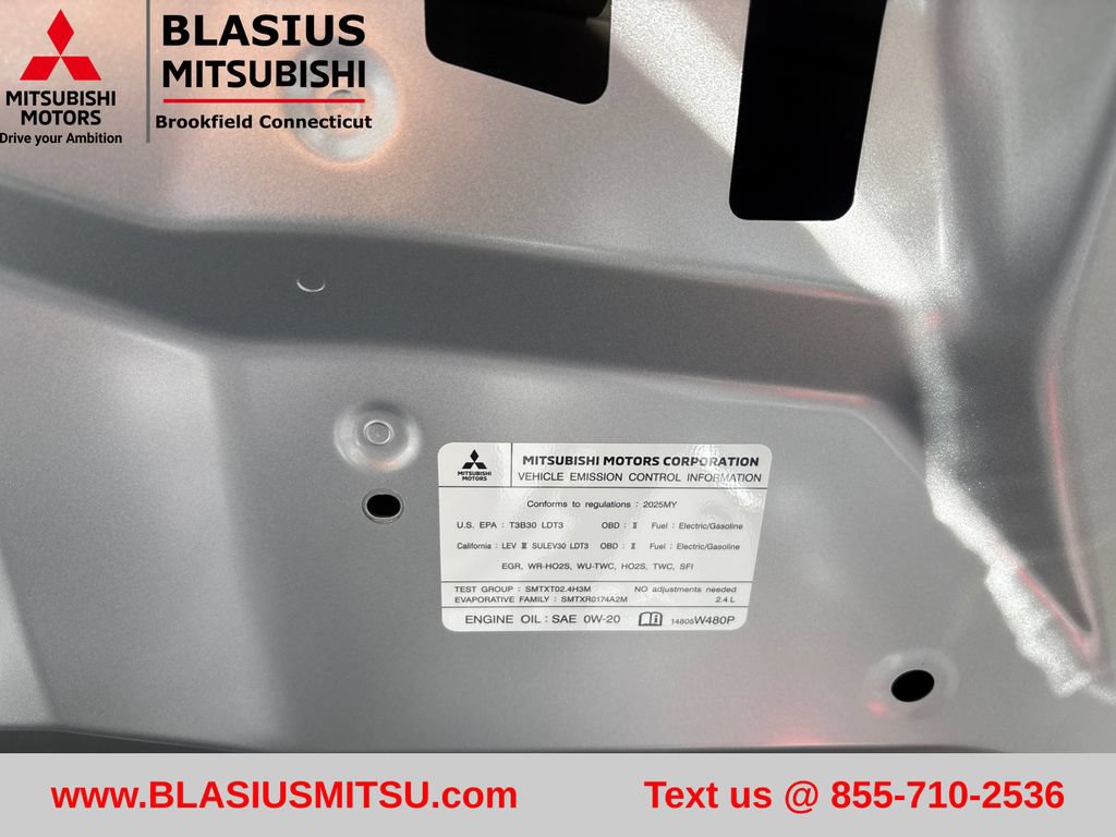 Used 2025 Mitsubishi Outlander ES AWD/4WD image 57