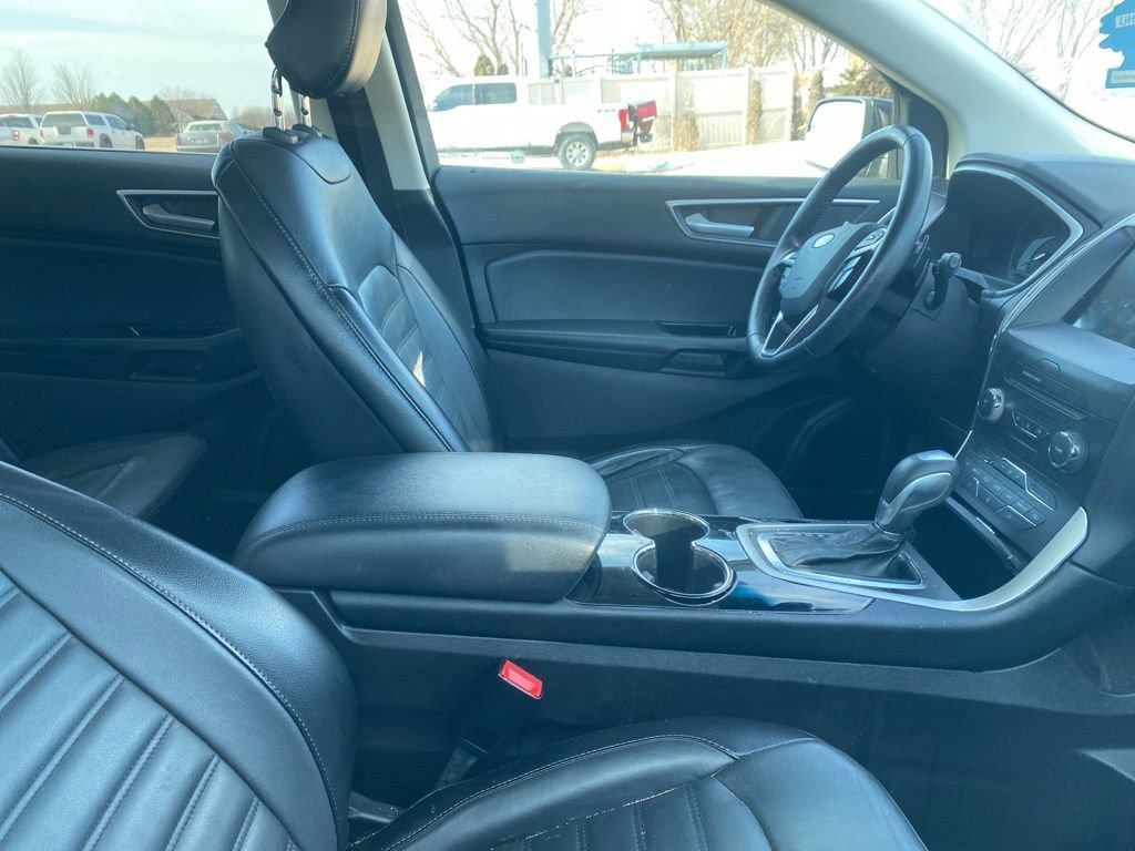Used 2018 Ford Edge SEL w/ Equipment Group 201A image 7
