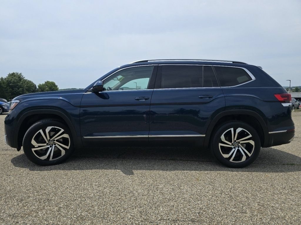 Used 2021 Volkswagen Atlas SEL Premium AWD/4WD image 17