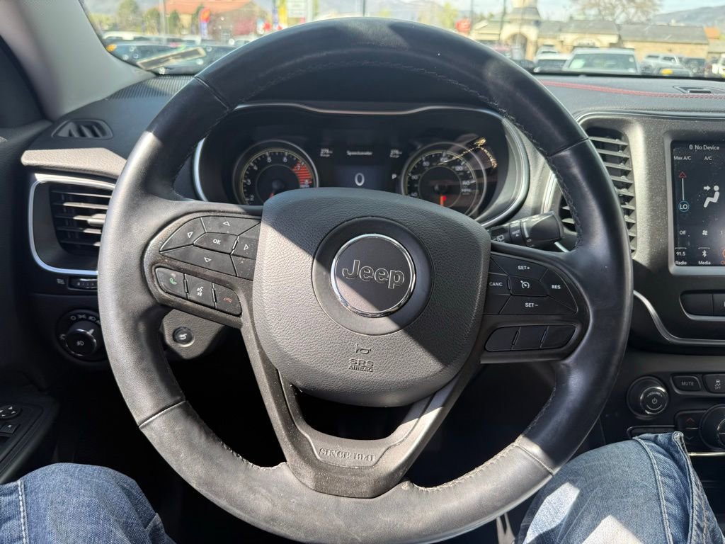 Used 2019 Jeep Cherokee Trailhawk w/ Comfort/Convenience Group image 10