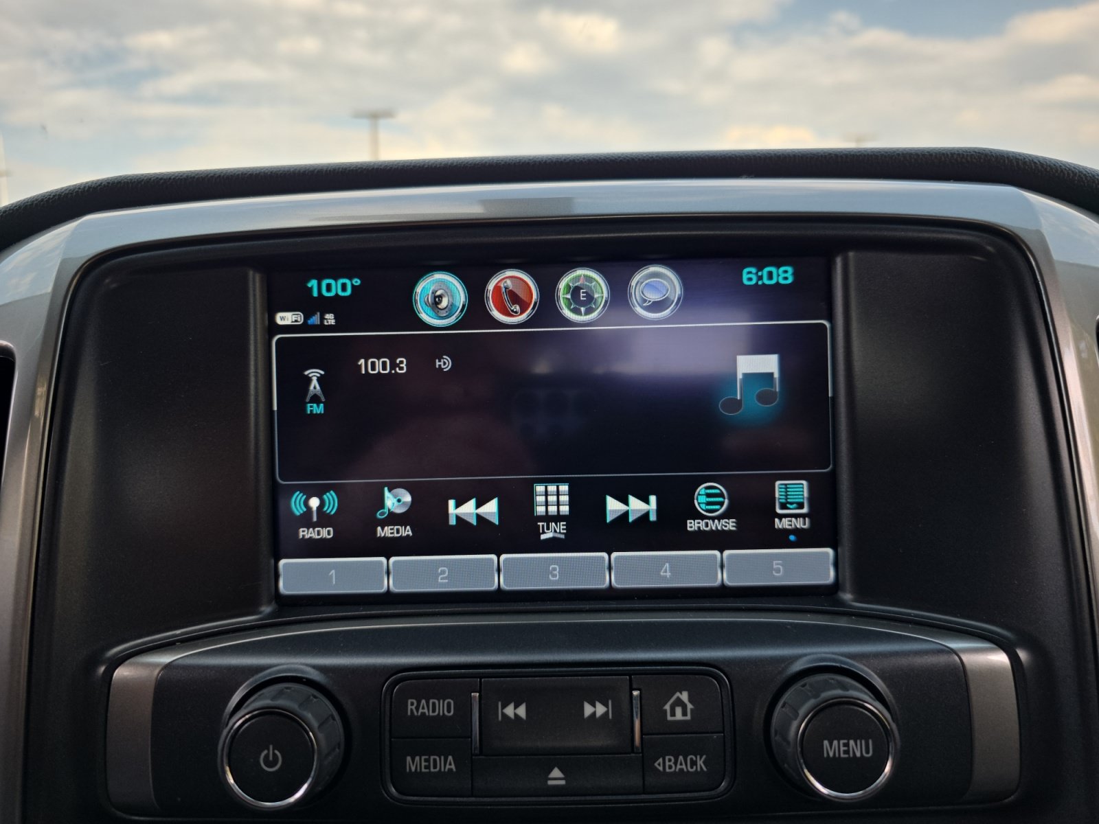 Used 2018 Chevrolet Silverado 2500 LT w/ All Star Edition AWD/4WD image 24
