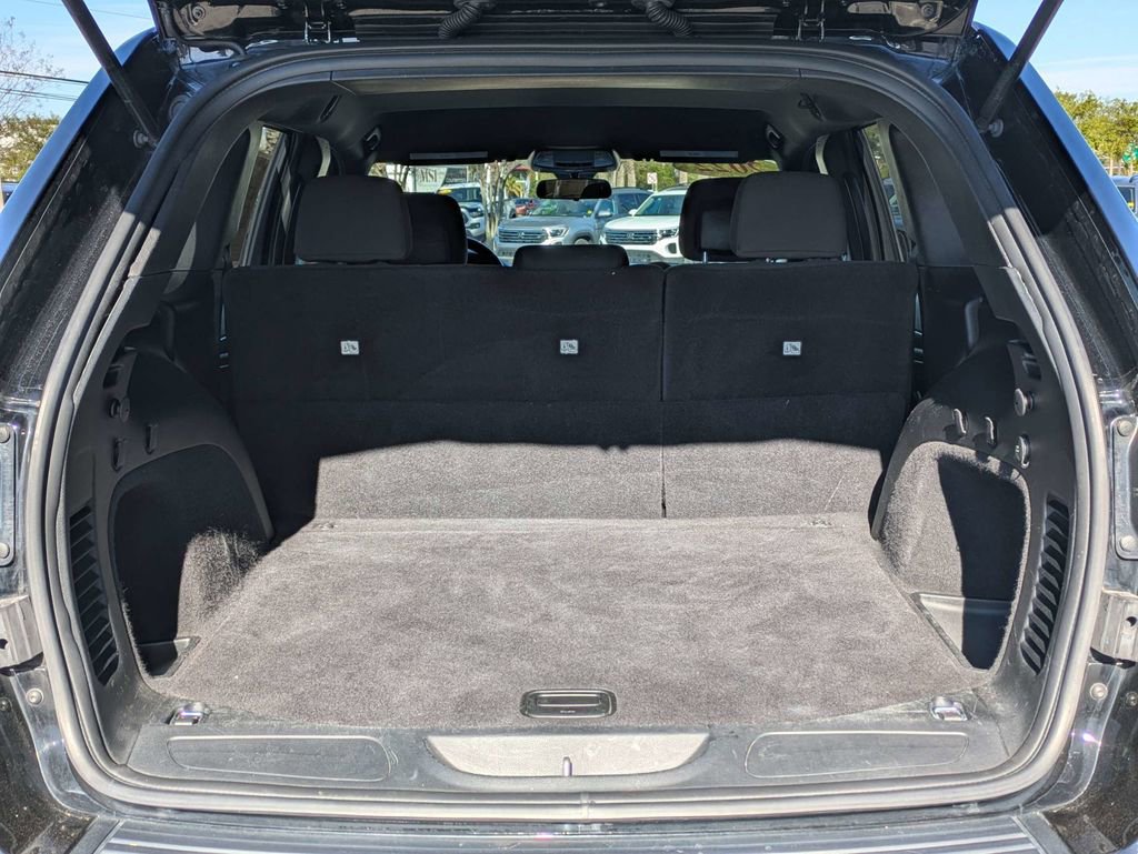 Used 2021 Jeep Grand Cherokee Laredo image 13