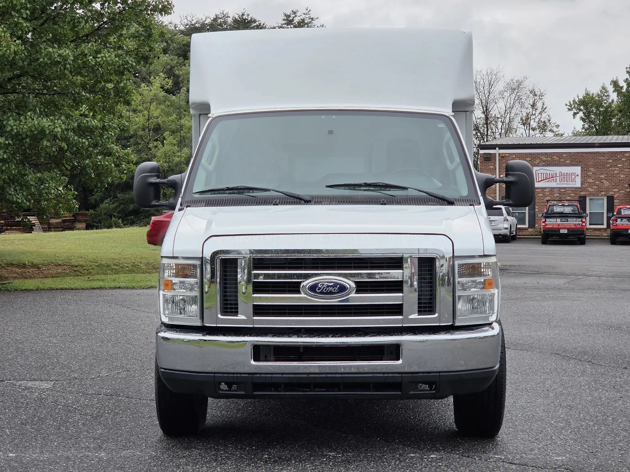 Used 2016 Ford E-350 and Econoline 350 Super Duty w/ Power Windows & Locks Group RWD image 4