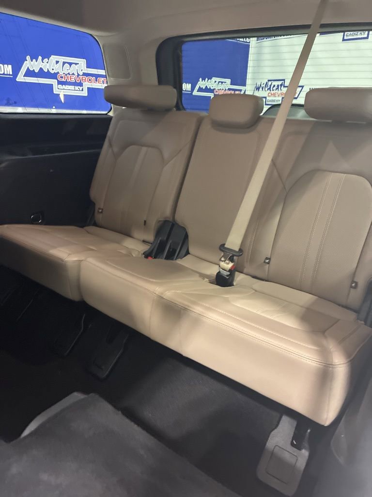 Used 2023 Ford Expedition Limited AWD/4WD image 35