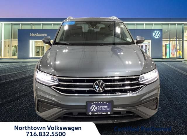 Certified 2024 Volkswagen Tiguan SE w/ Panoramic Sunroof Package