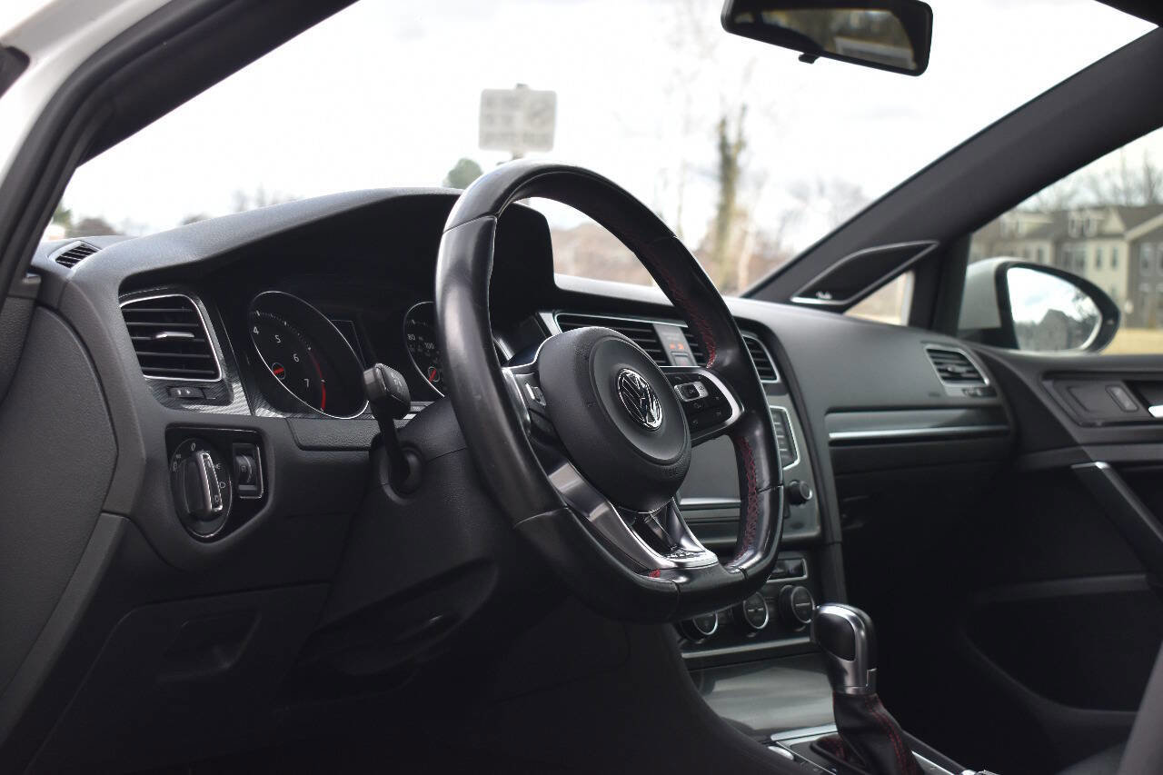 Used 2015 Volkswagen GTI Autobahn w/ Lighting Package (SEL) image 18