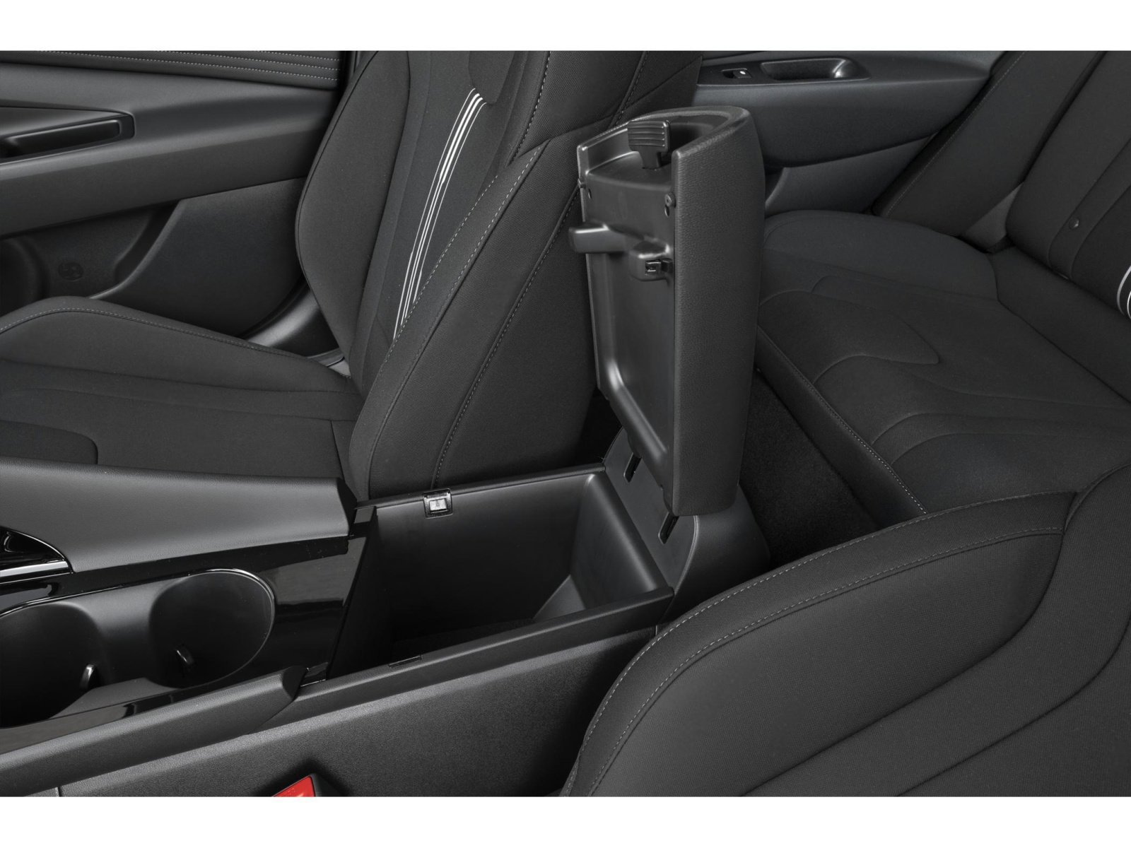 Used 2025 Hyundai Elantra SEL FWD image 10