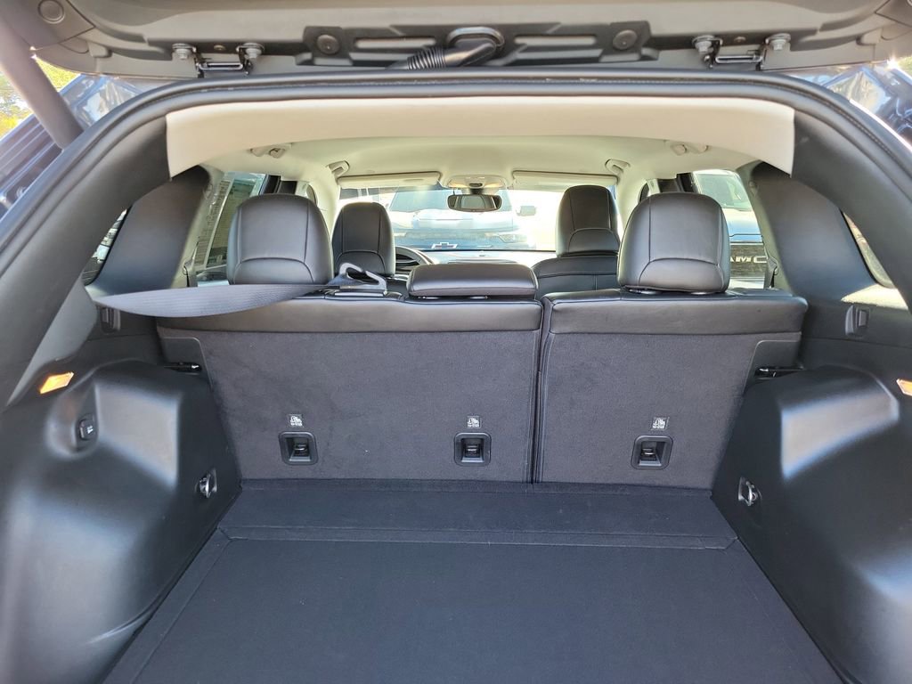 Used 2022 Jeep Cherokee Trailhawk w/ Technology Group B image 28